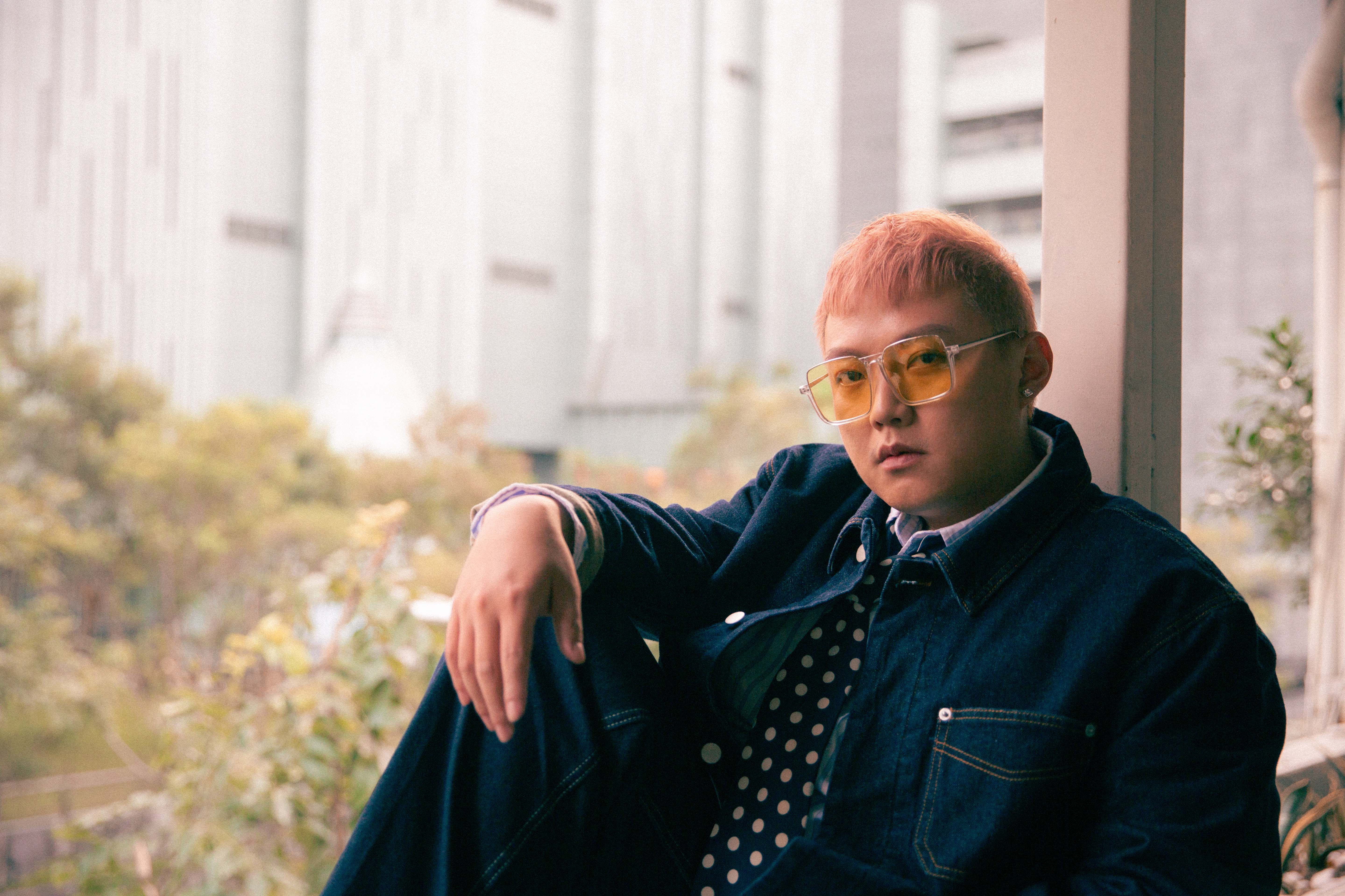 本土天團玖壹壹旗下嘻哈歌手歐吉虎，將在12/24日推出全新單曲〈大拇指的啦〉。圖/混血兒娛樂提供