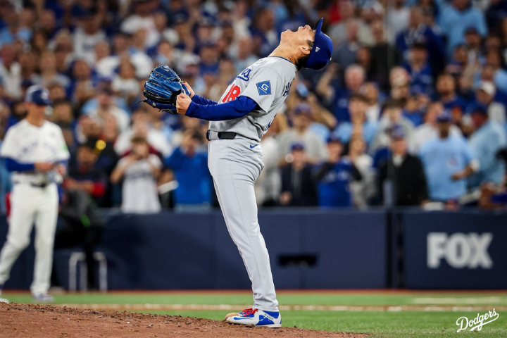 剛奪下美國職業棒球大聯盟世界大賽MVP的「日本王牌」山本由伸（Yoshinobu Yamamoto）是否參加明年3月舉行的世界棒球經典賽（WBC）成為外界關注焦點。圖/取自@Dodgers X