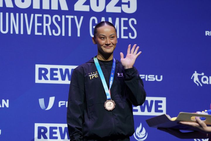 21歲混血體操女將陳瑞安（圖），26日在萊茵魯爾世大運女子全能決賽，勇奪銅牌，成為台灣首名在世大運奪牌的體操女將。圖/中央社