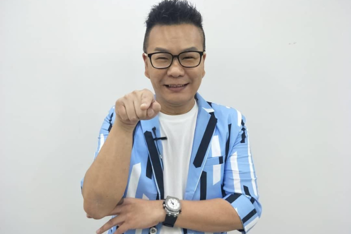 57歲的台灣知名主持人沈玉琳29日驚傳因為猛爆性肝炎引發腦水腫送醫掛急診。圖/取自沈玉琳臉書
