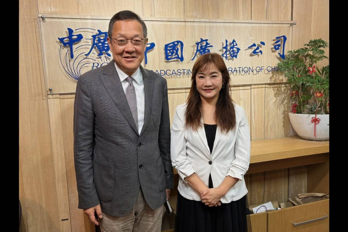 國際事務專家、駐紐西蘭前代表介文汲(左)24日接受中廣新聞網《千秋萬事》主持人王淺秋(右)專訪，認為「川習二會」不會有太多意外，總統賴清德必須接受到美方釋出的訊號，不要成為不受控的「自走砲」。圖/《千秋萬事》提供
