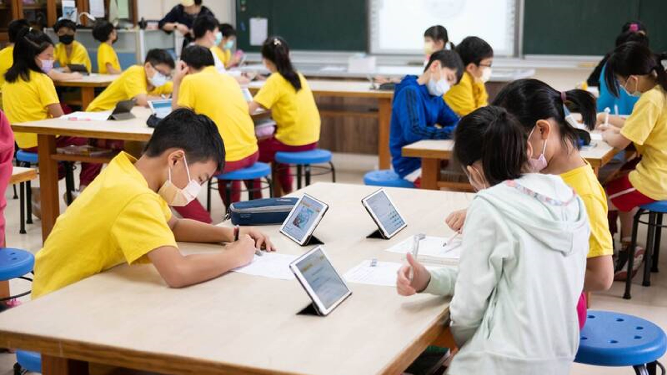 新的數位教學模式可以給予老師更大的靈活性，同時也豐富了學生的聆聽素材和學習體。圖/好好聽文創提供