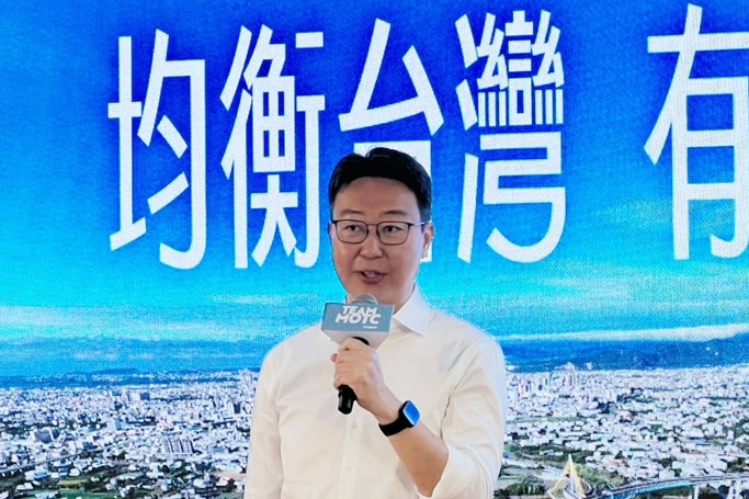交通部長陳世凱昨（27日）稱「行人地獄」是外媒使用的形容詞，引發外界關注。圖/中央社