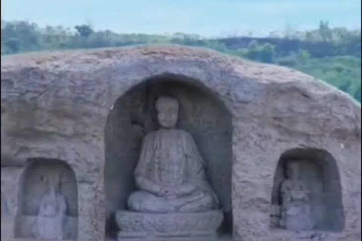 四川安岳縣素有「中國佛雕之都」之稱，其摩崖造像中國佛教藝術的重要證據。圖/取自再賞無言影片