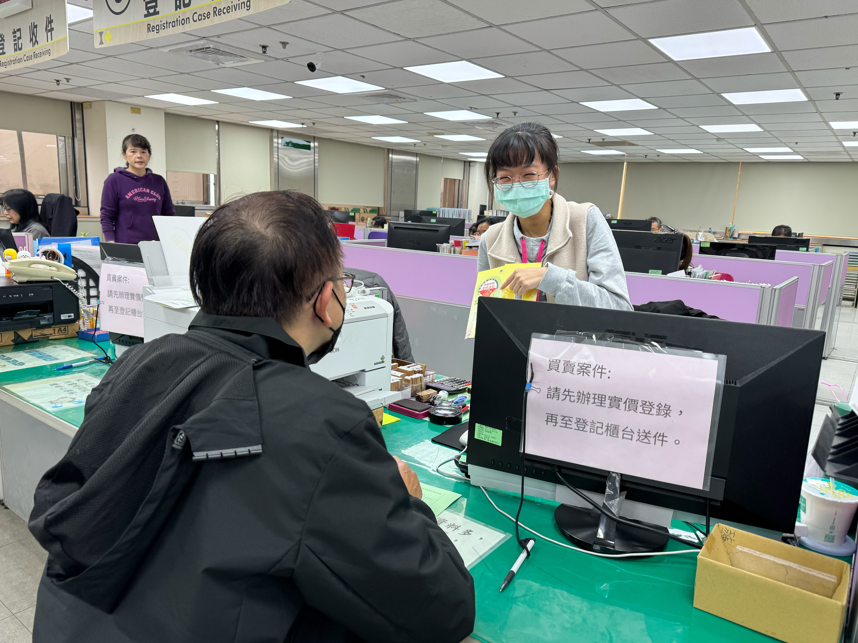 圖為示意圖，地所人員關心個案，守護民眾財產。圖／取自嘉義市政府網站