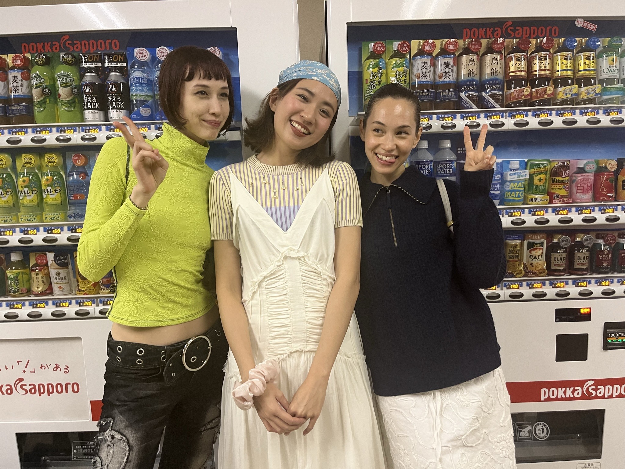 9m88(中)東京惠比壽花園爵士音樂節開唱讓日本超模水原希子、水原佑果姐妹前來捧場。圖/爵士寶貝提供