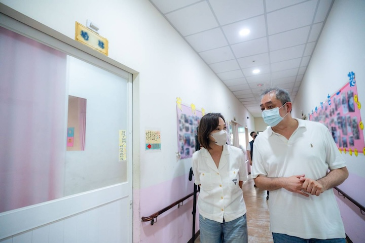 解決雙老家庭壓力　柯志恩：全面檢討長照3.0政策