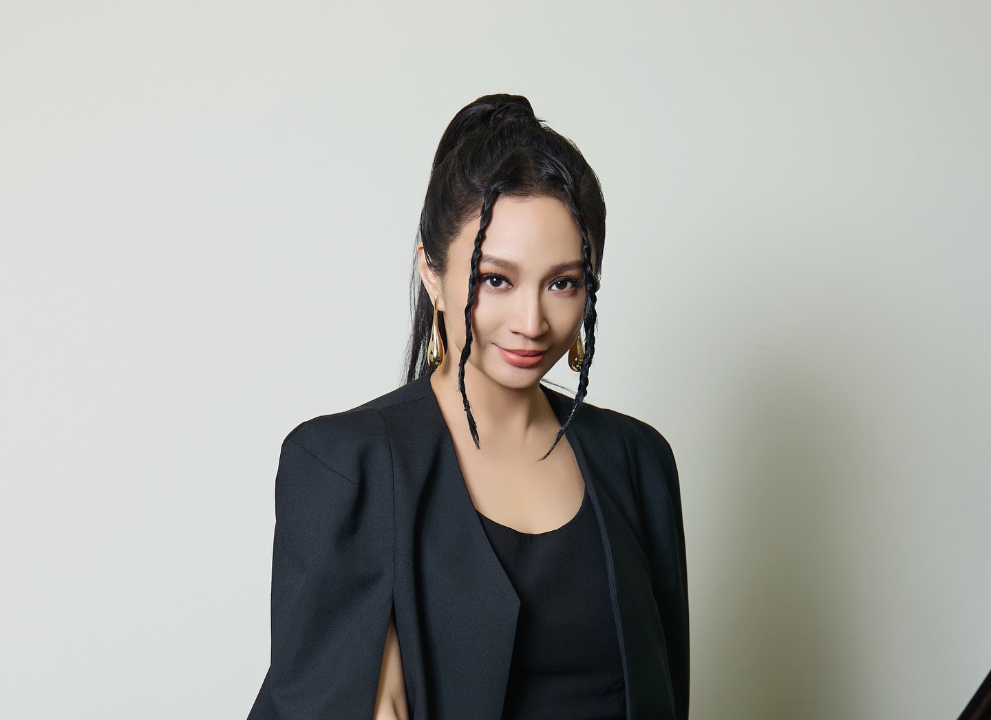 F.I.R.飛兒樂團前主唱詹雯婷（Faye）與音樂人陳建寧偽造文書與誣告之官司，今一審宣判無罪。圖/取自Faye IG