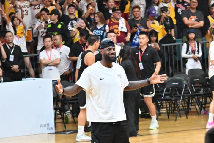NBA傳奇球星詹姆斯近日展開睽違6年的大陸行，象徵NBA與大陸官方關係將全面恢復。圖/取自中新社