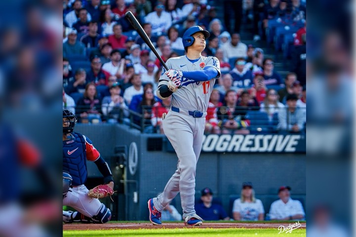大谷翔平今天（27日）在一局上首局首打席首球就開轟，本季第19支全壘打。圖/取自道奇IG