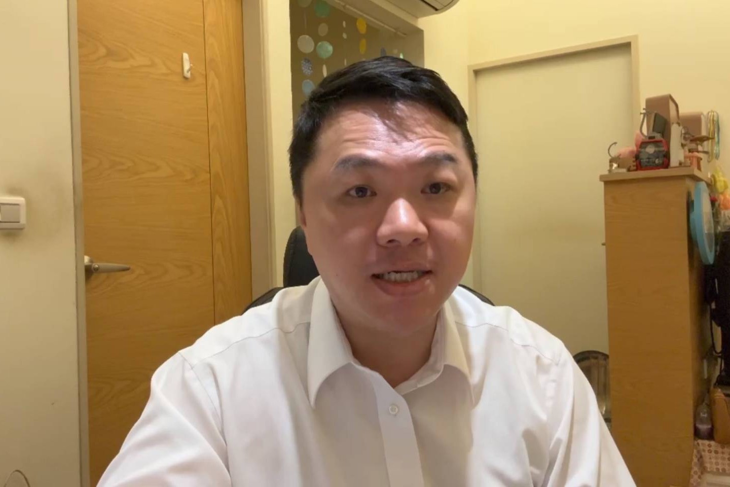 分科測驗在即，苗栗建台高中卻爆發報錯科目大烏龍，國教行動聯盟理事長王瀚陽(圖)10日特別錄影，呼籲教育部要給補救方案。圖/翻攝自王瀚陽提供影片